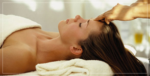 Healing Massage at Salon Coccole